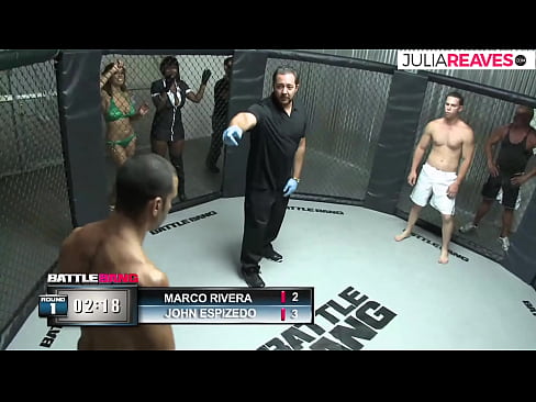 ❤️ Ultimate Fighter fucks a nọmba girl ozugbo a ọgụ na mgbanaka ❌ Anal video ☑