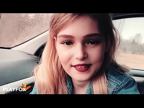 ❤️ Sexy nwa ọhụrụ na-aṅụrị ọṅụ na kaadị mbelata ❌ Anal video ☑